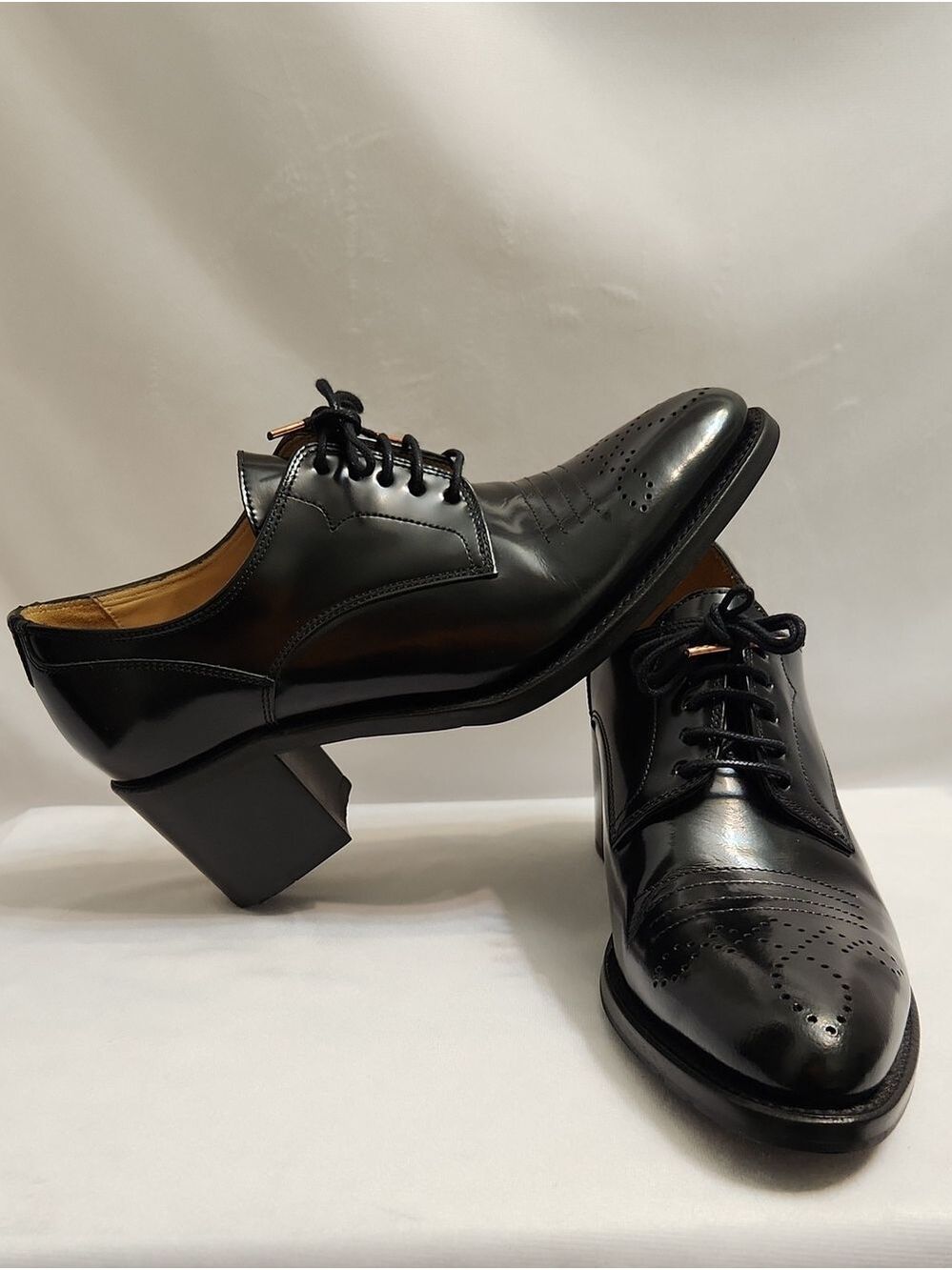 The Office Of Angela Scott Miss Button Derby Black Leather Oxfords (W Size 37)